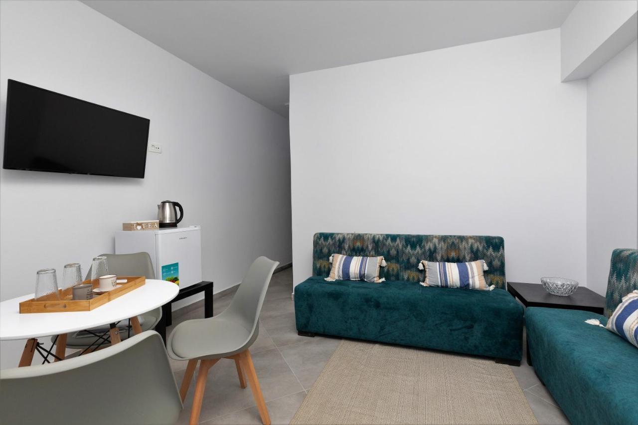 Aparthotel White Element *