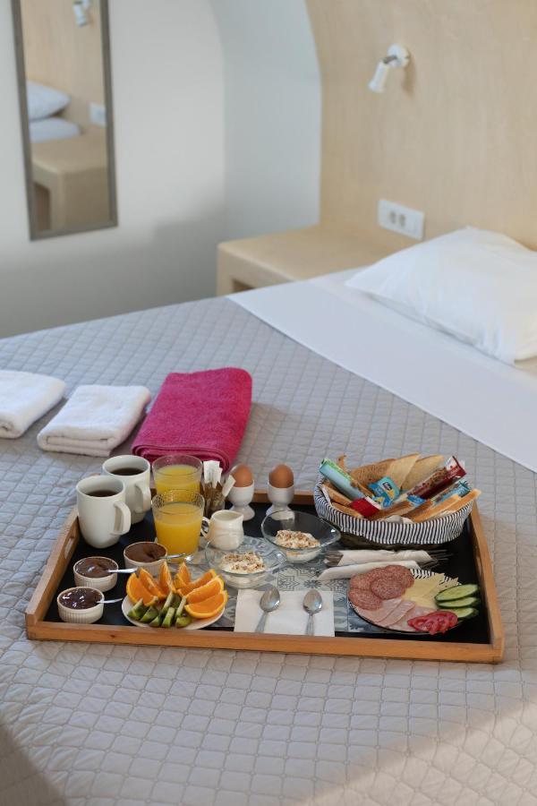 Aparthotel White Element Karterados (Santorini)