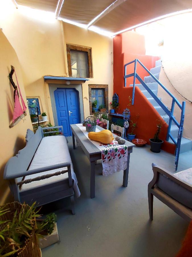 Emmantina Bed & Breakfast Messaria (Santorini)