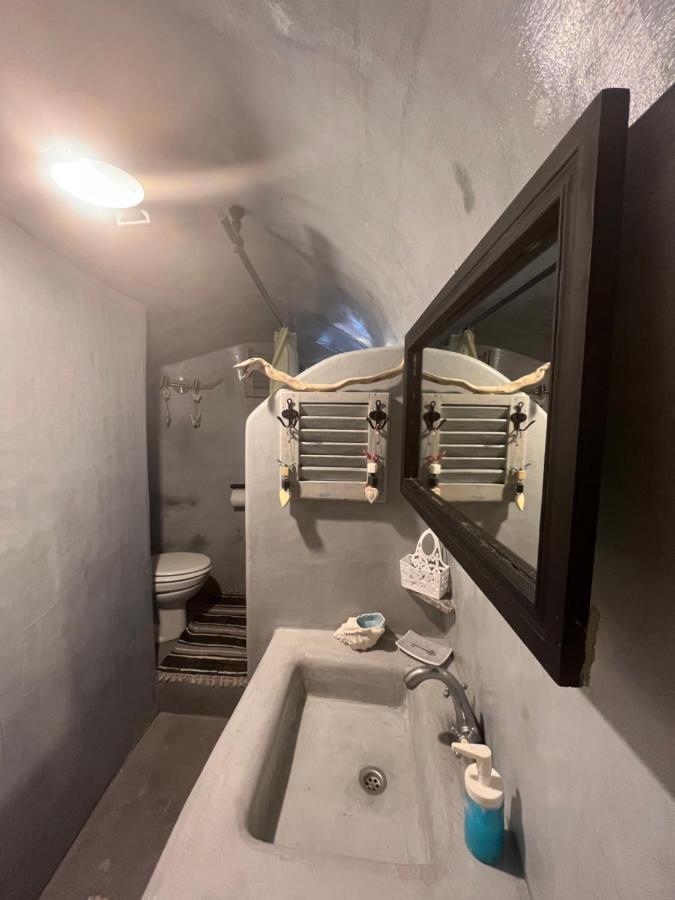 Emmantina Bed & Breakfast Messaria (Santorini)
