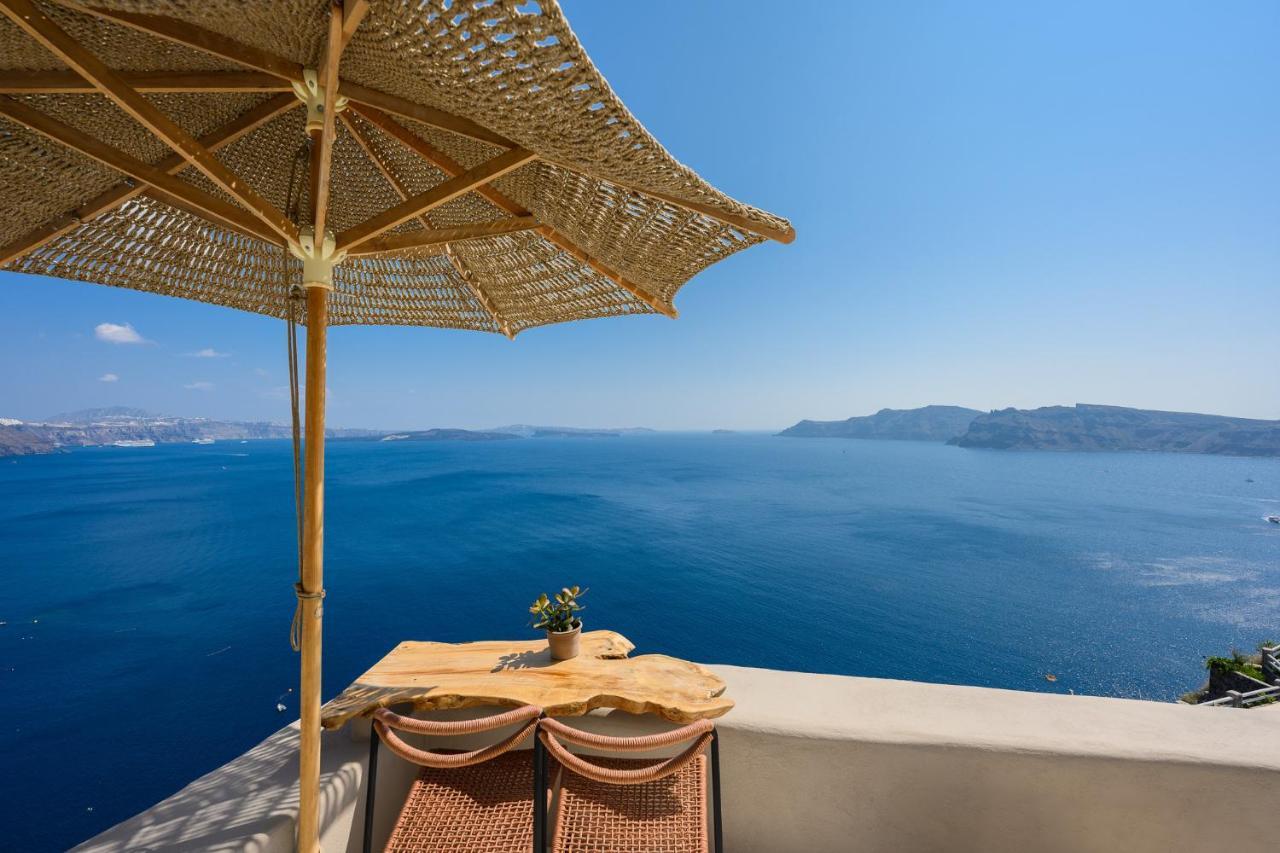 Nano Canaves Oia (Santorini)