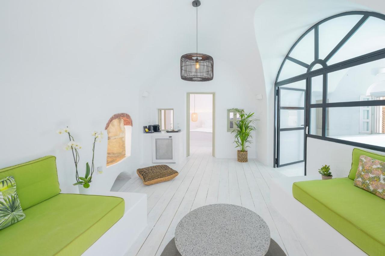 Nano Canaves Villa Oia (Santorini)
