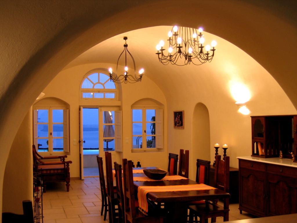 Grand Canava * Oia (Santorini)