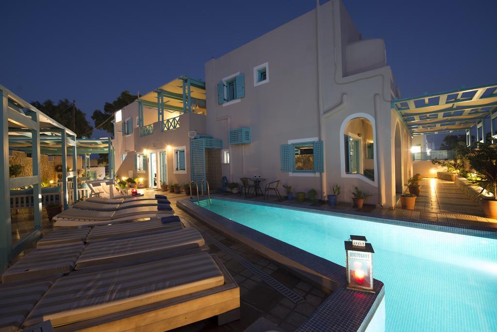 Rose 3* Fira (Santorini)