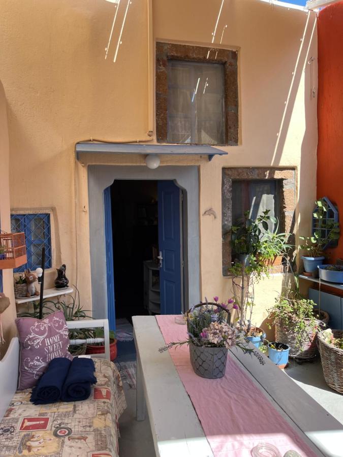 Bed & Breakfast Emmantina Messaria (Santorini)