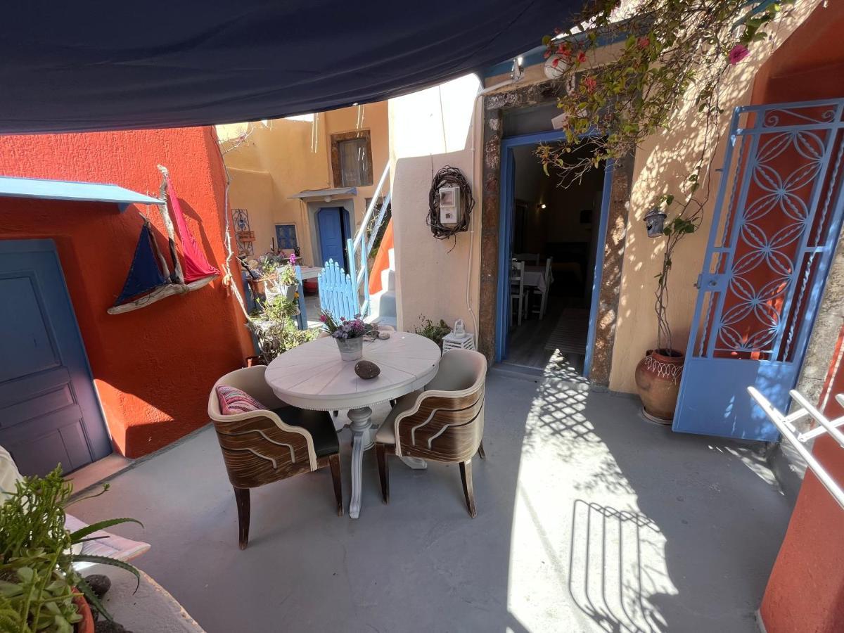 Emmantina Bed & Breakfast Messaria (Santorini)