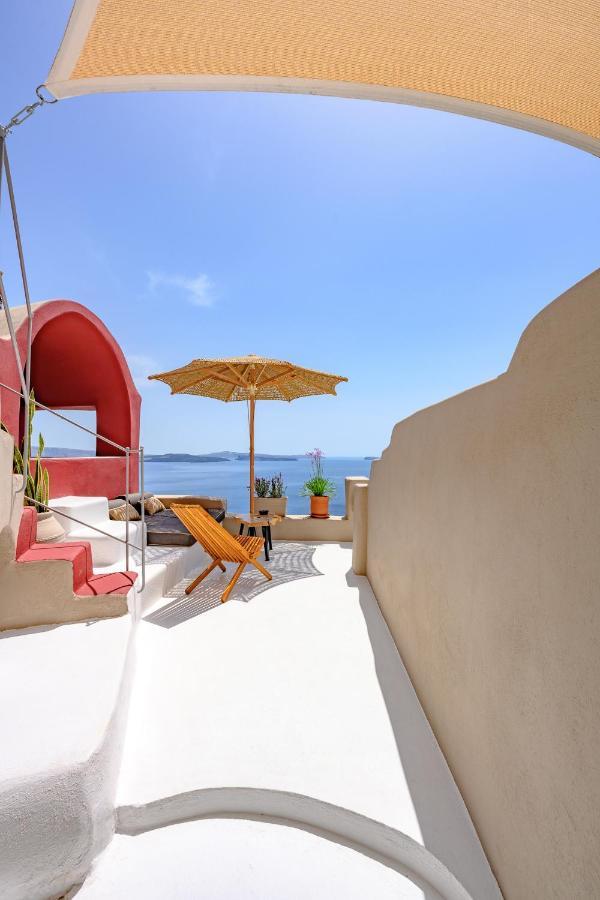 Nano Canaves Oia (Santorini)
