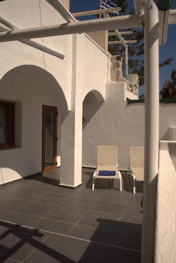 Moschatos House Guest house Kamari (Santorini)
