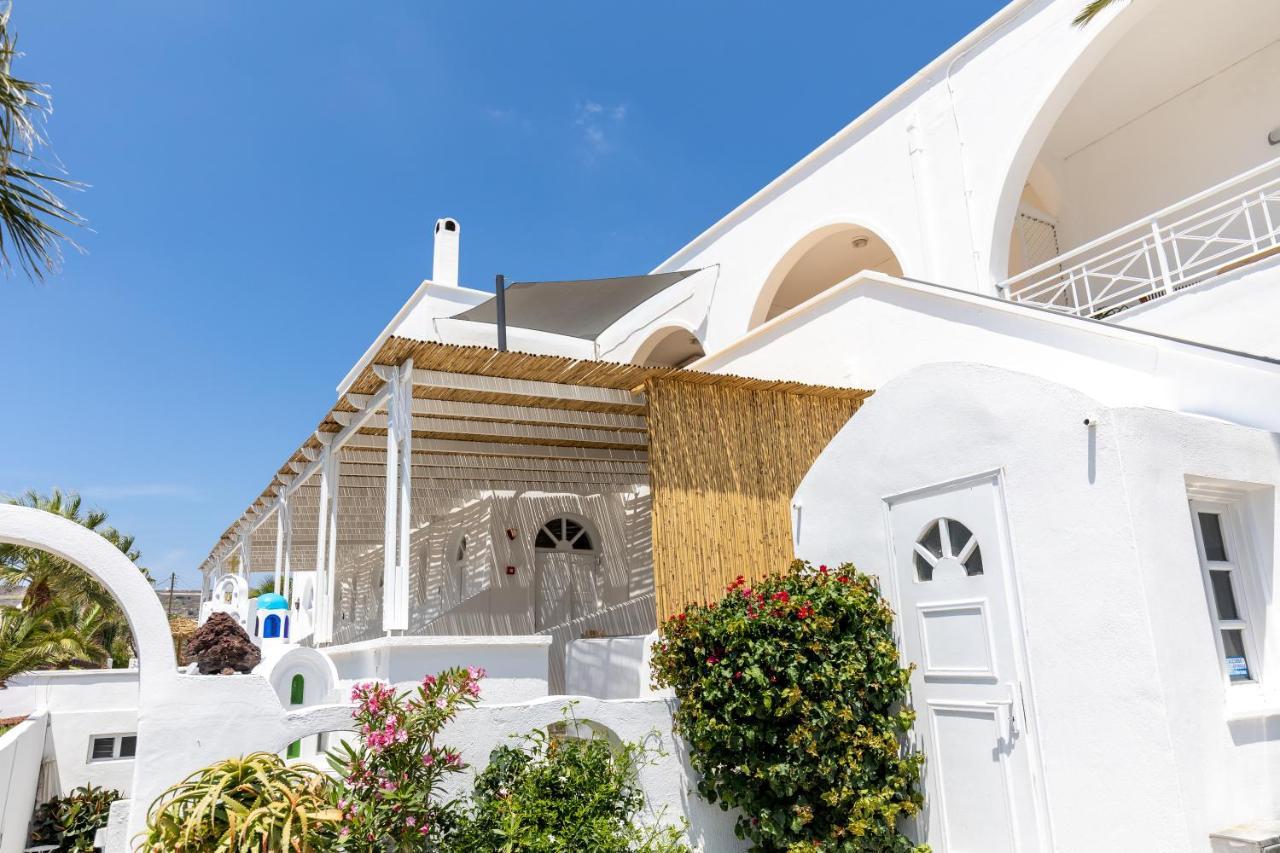 Blue Life Emporio (Santorini)