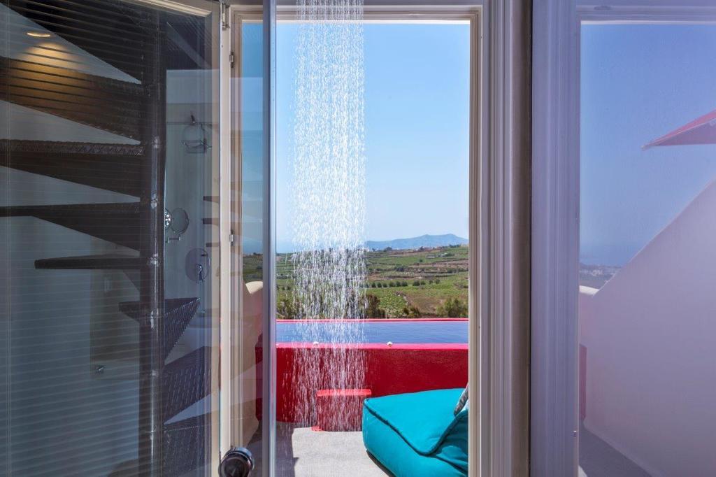 Art Santorini (adults Only)