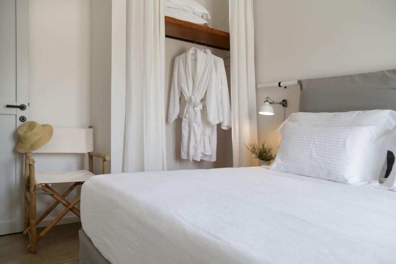 Wonderful Santorini House Athiri Private Pool Sea Views Plunge Pool Finikia-oia