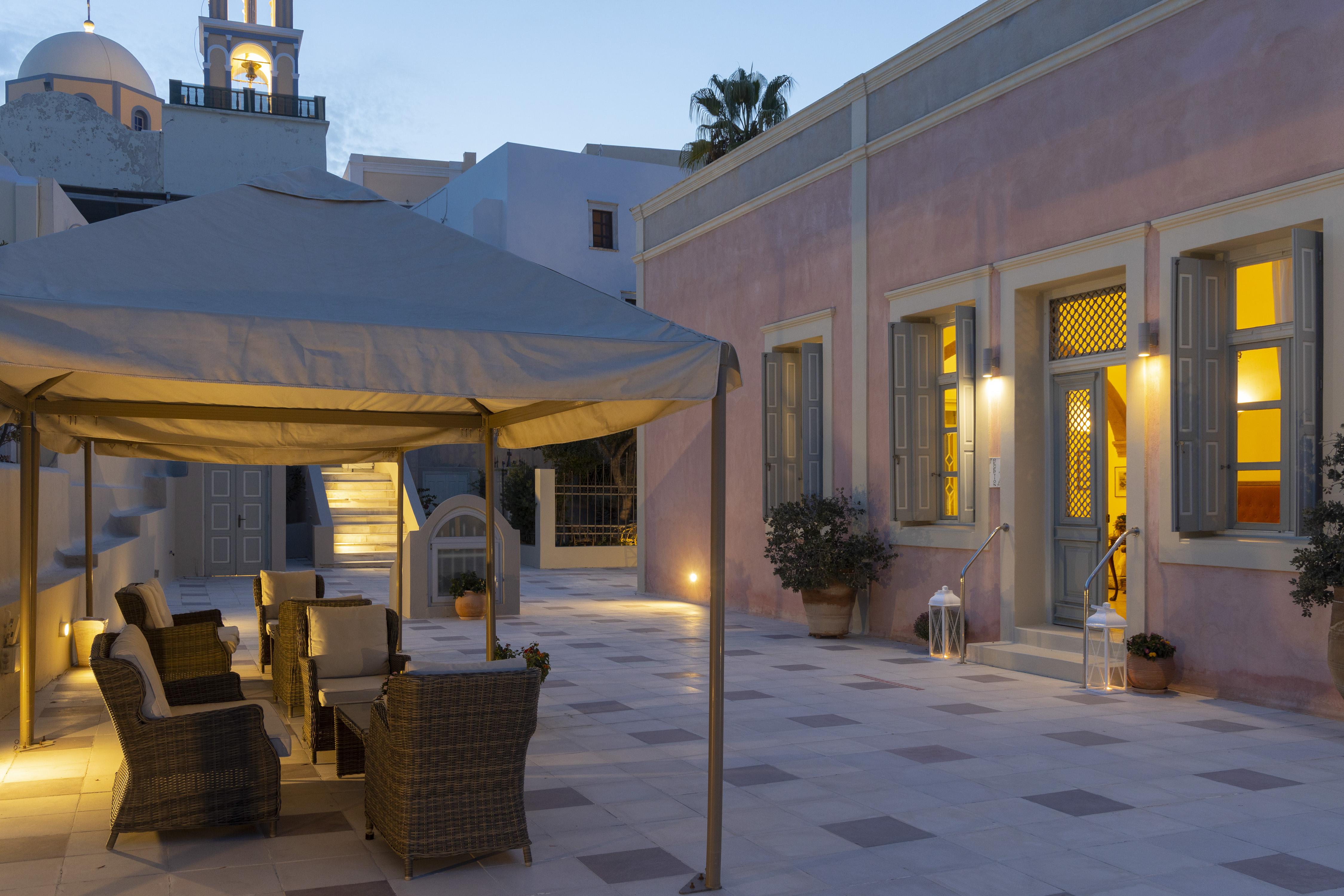 Aria Lito Mansion 4*