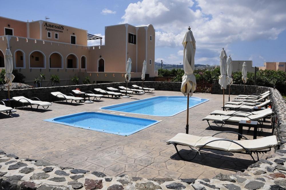 Anessis Aparthotel 3*