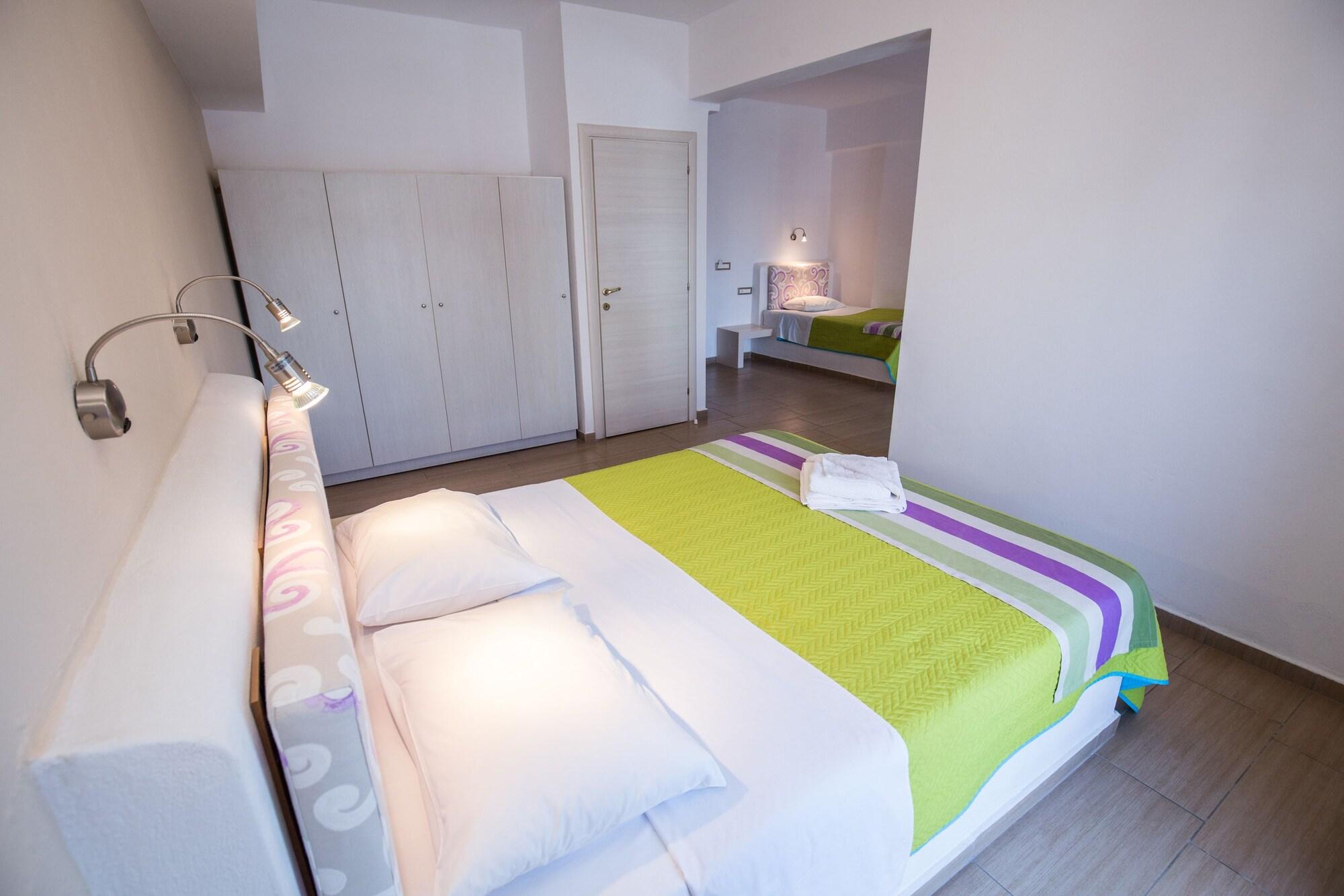 Hotel Omiros 4*