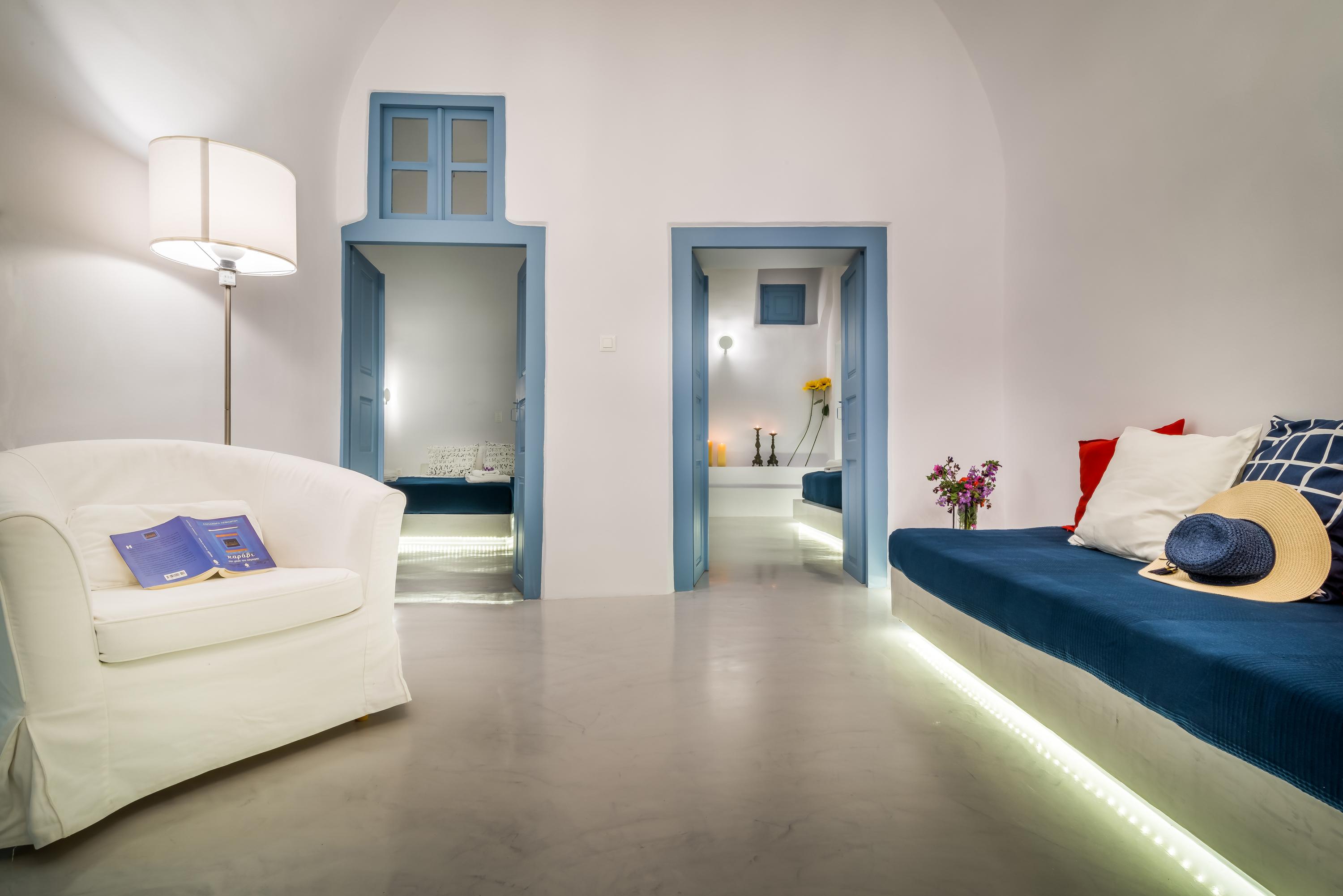 Aparthotel Fava Eco Foinikia (Santorini)