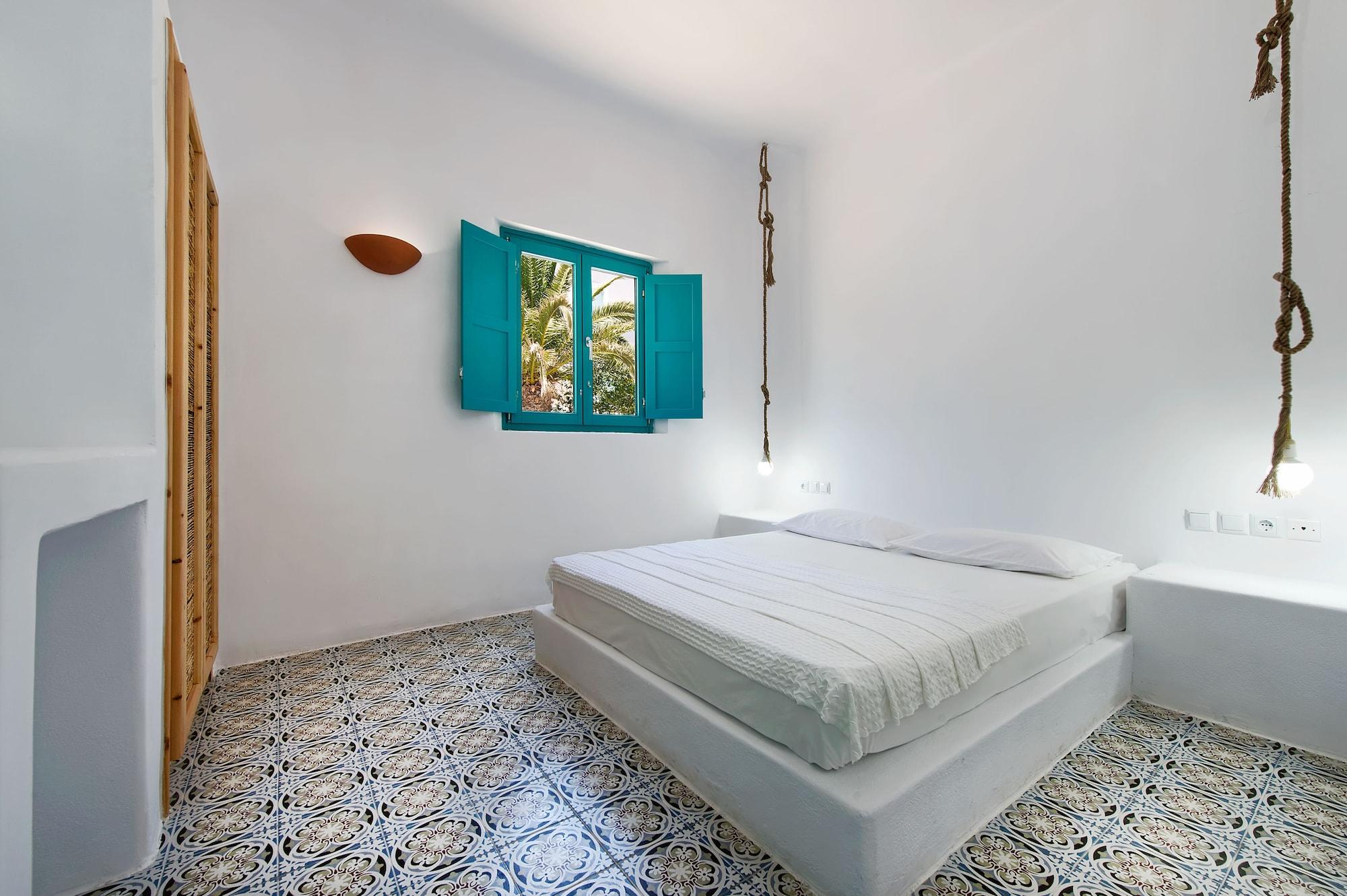 Aparthotel Nissia & Kamari (Santorini)