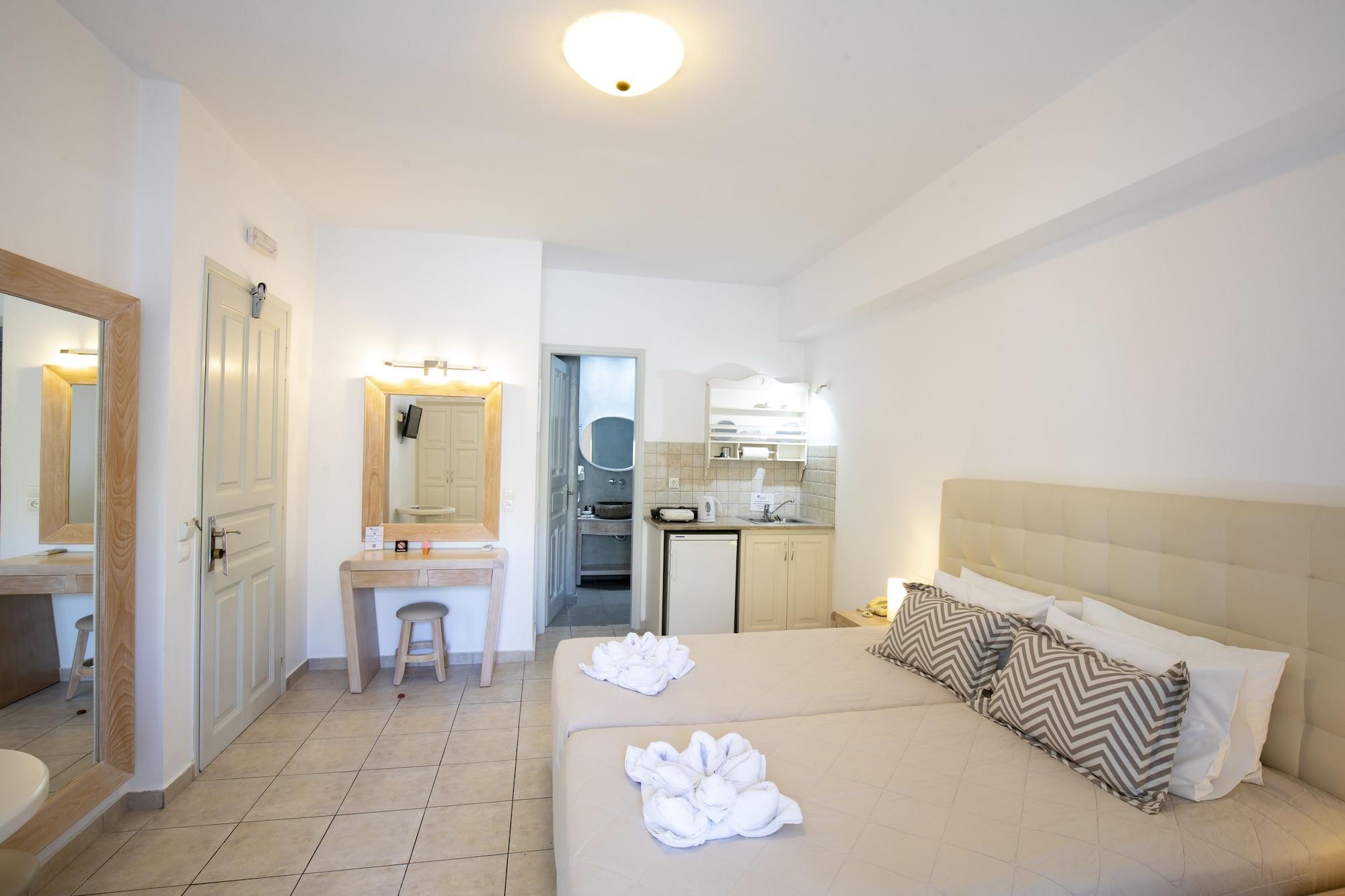 Erato Aparthotel