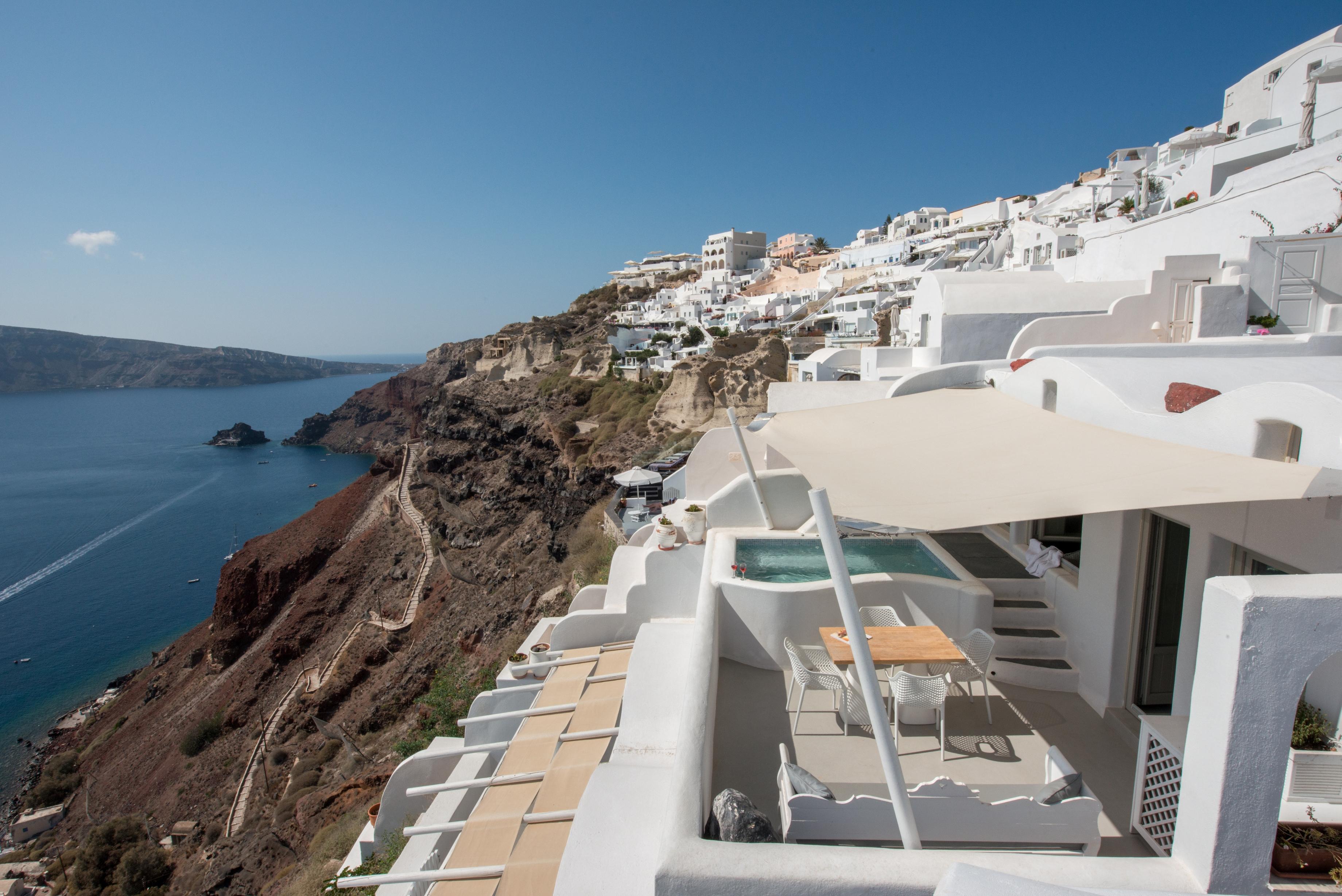 La Perla And - Adults Only 5*