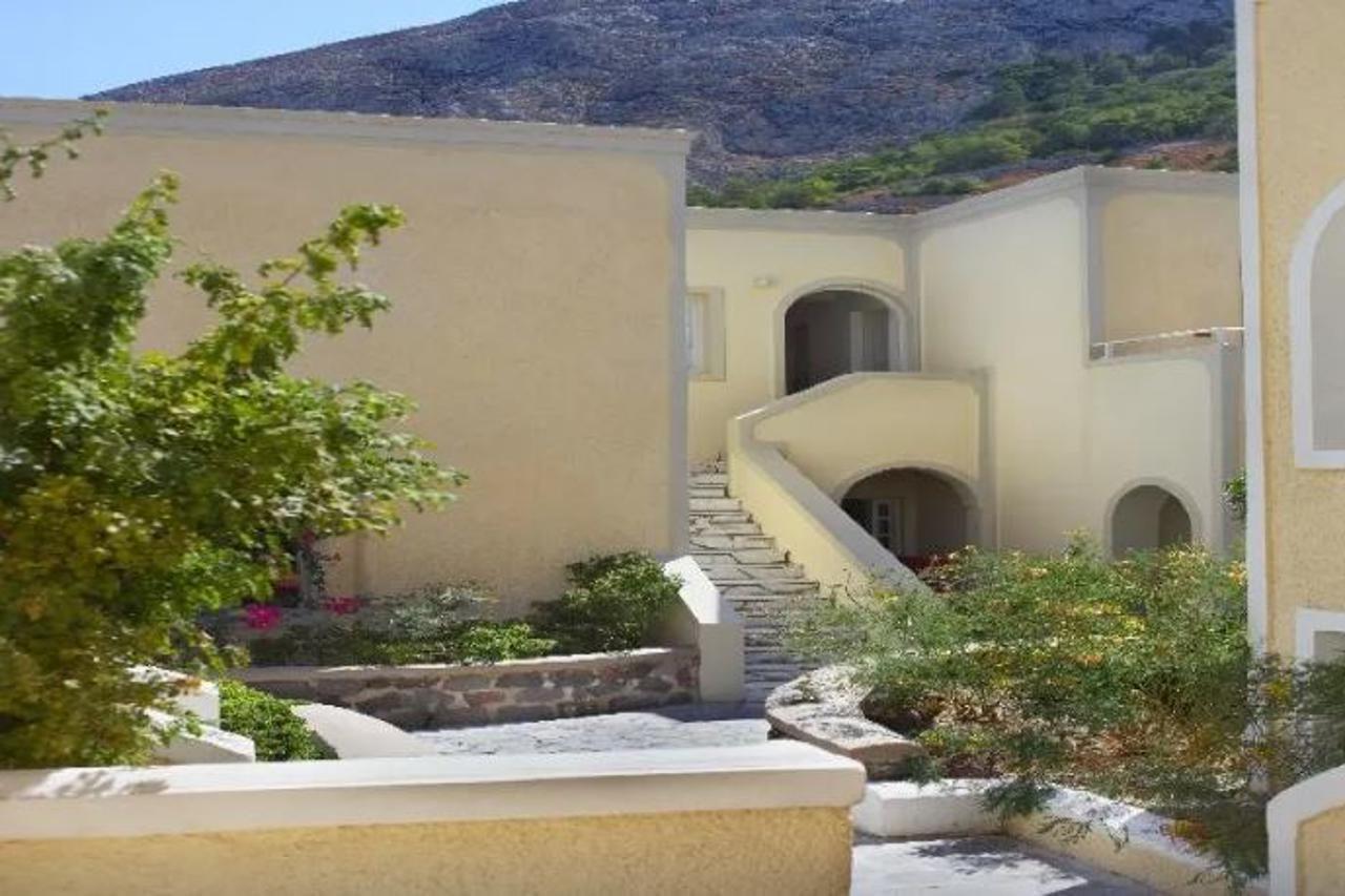 Hotel Terra Blue Santorini 3*