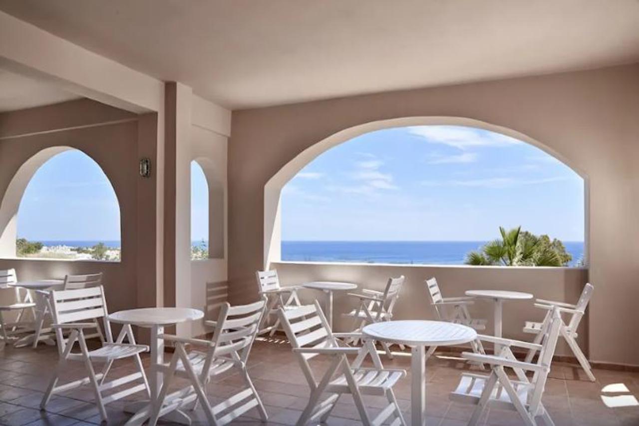Terra Blue Santorini 3* Kamari (Santorini)