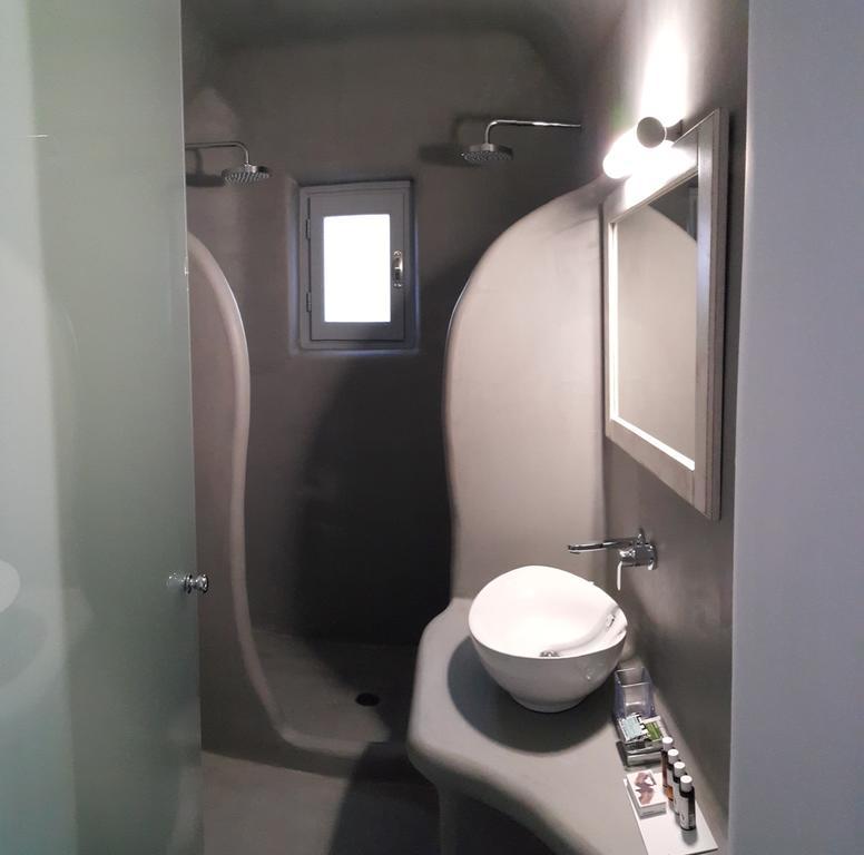 Unique Villa Imerovigli (Santorini)