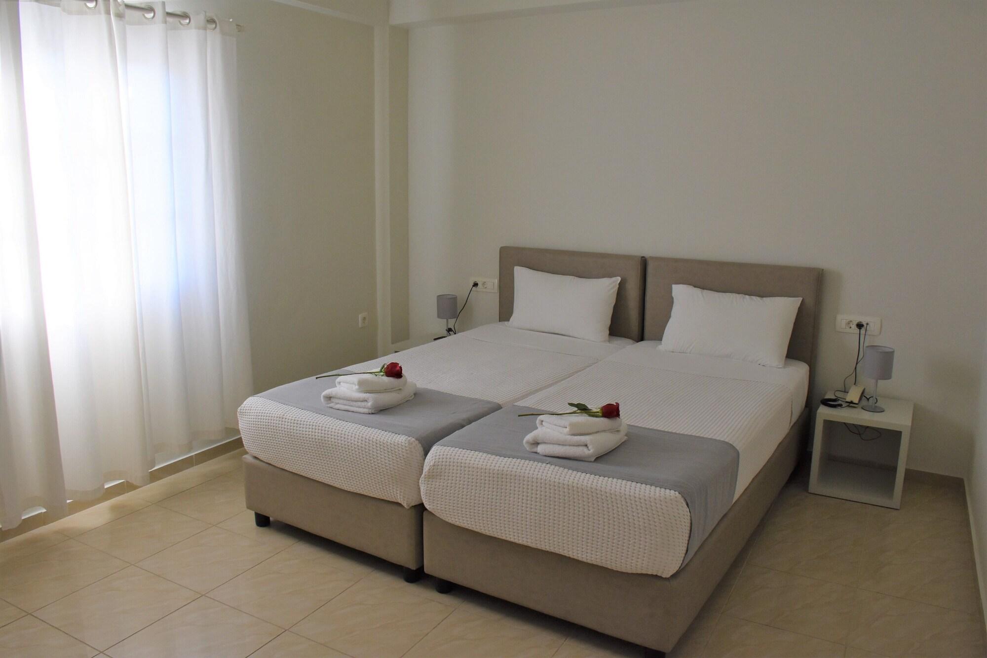 Hotel De Naxia 4*