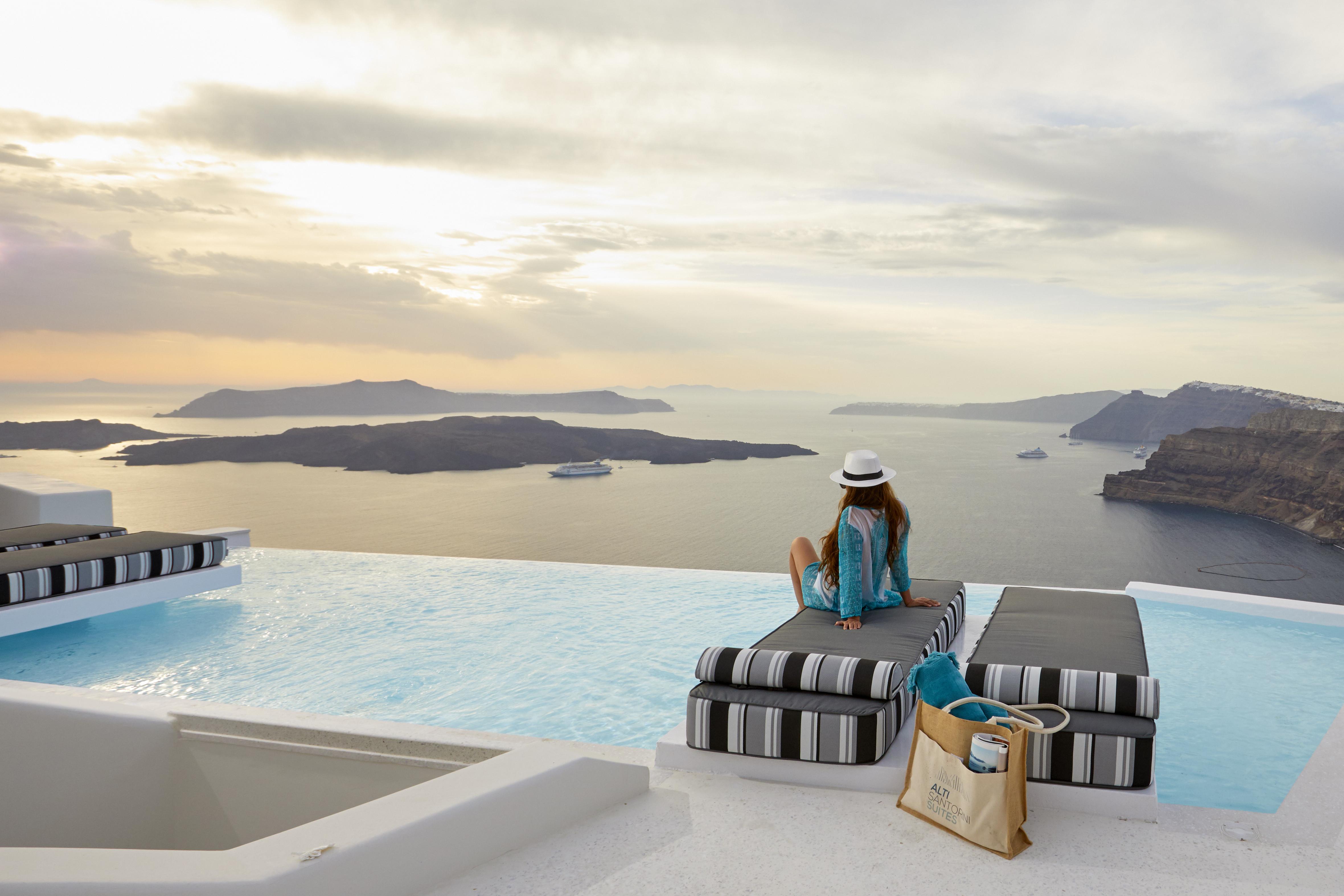 Alti Santorini - Caldera View (adults Only) Hotel