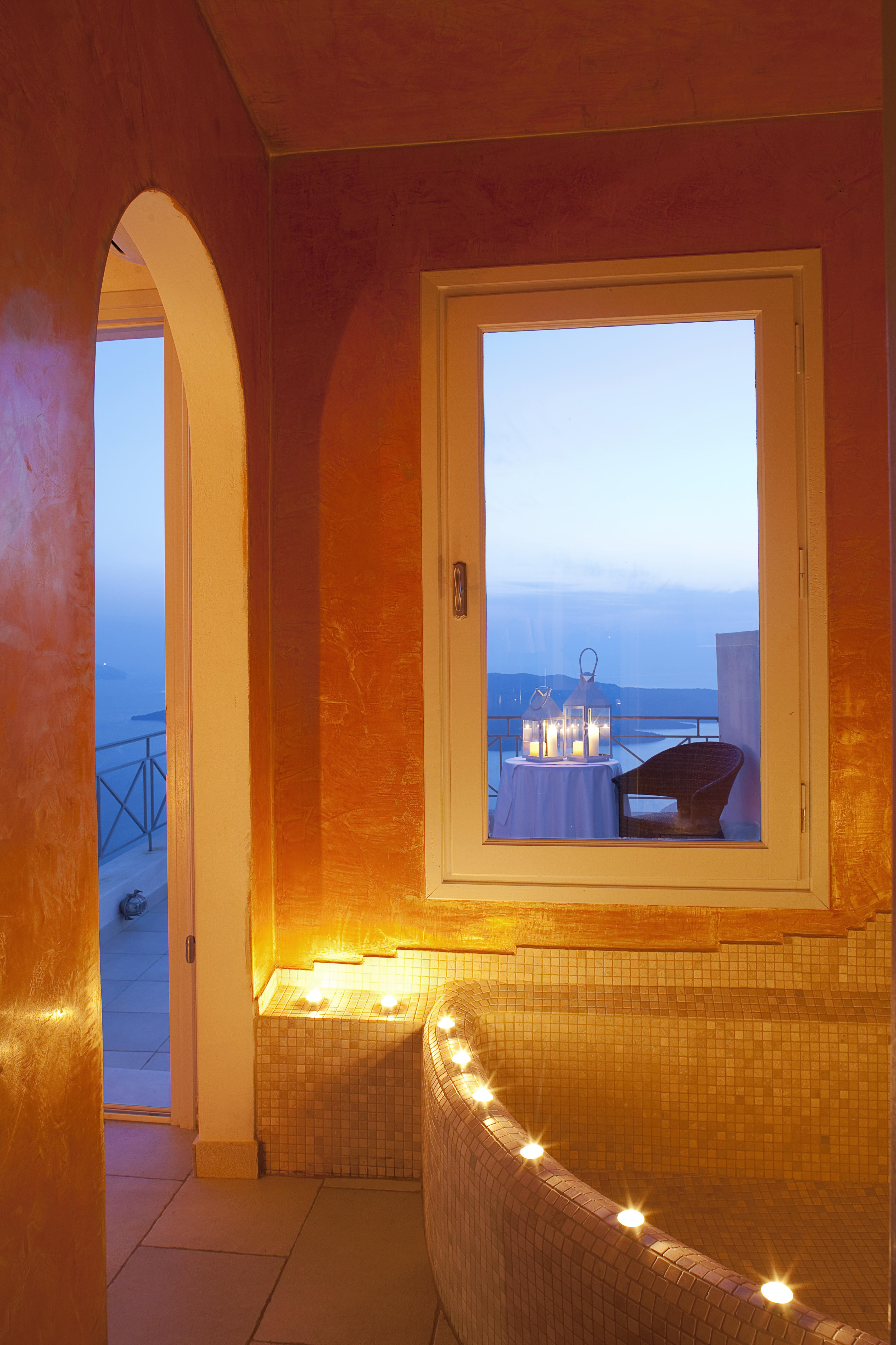 Adamant (adults Only) Fira (Santorini)
