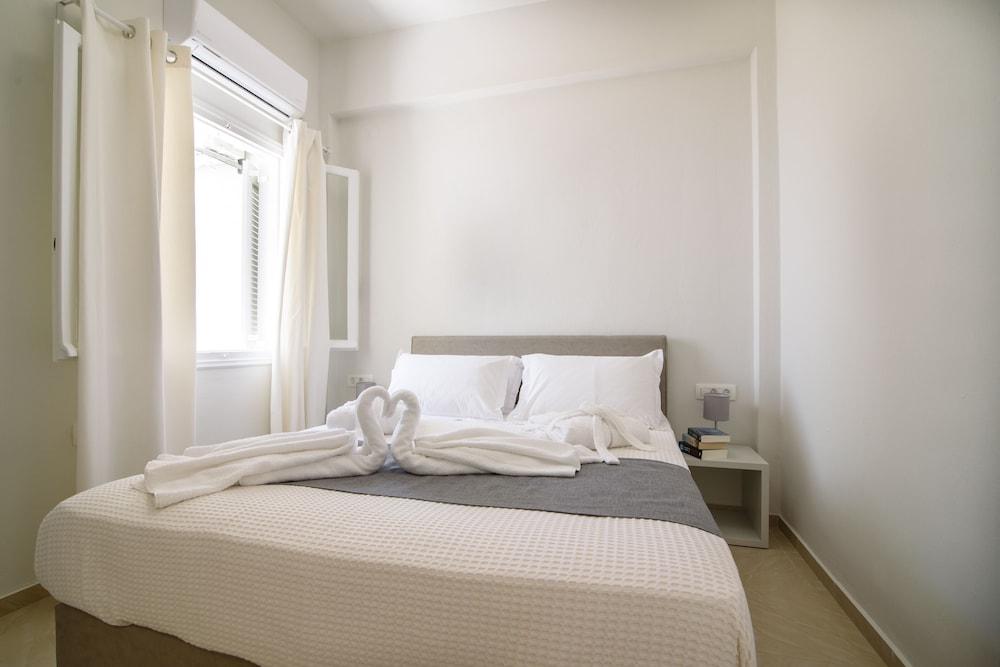 De Naxia Hotel 4*
