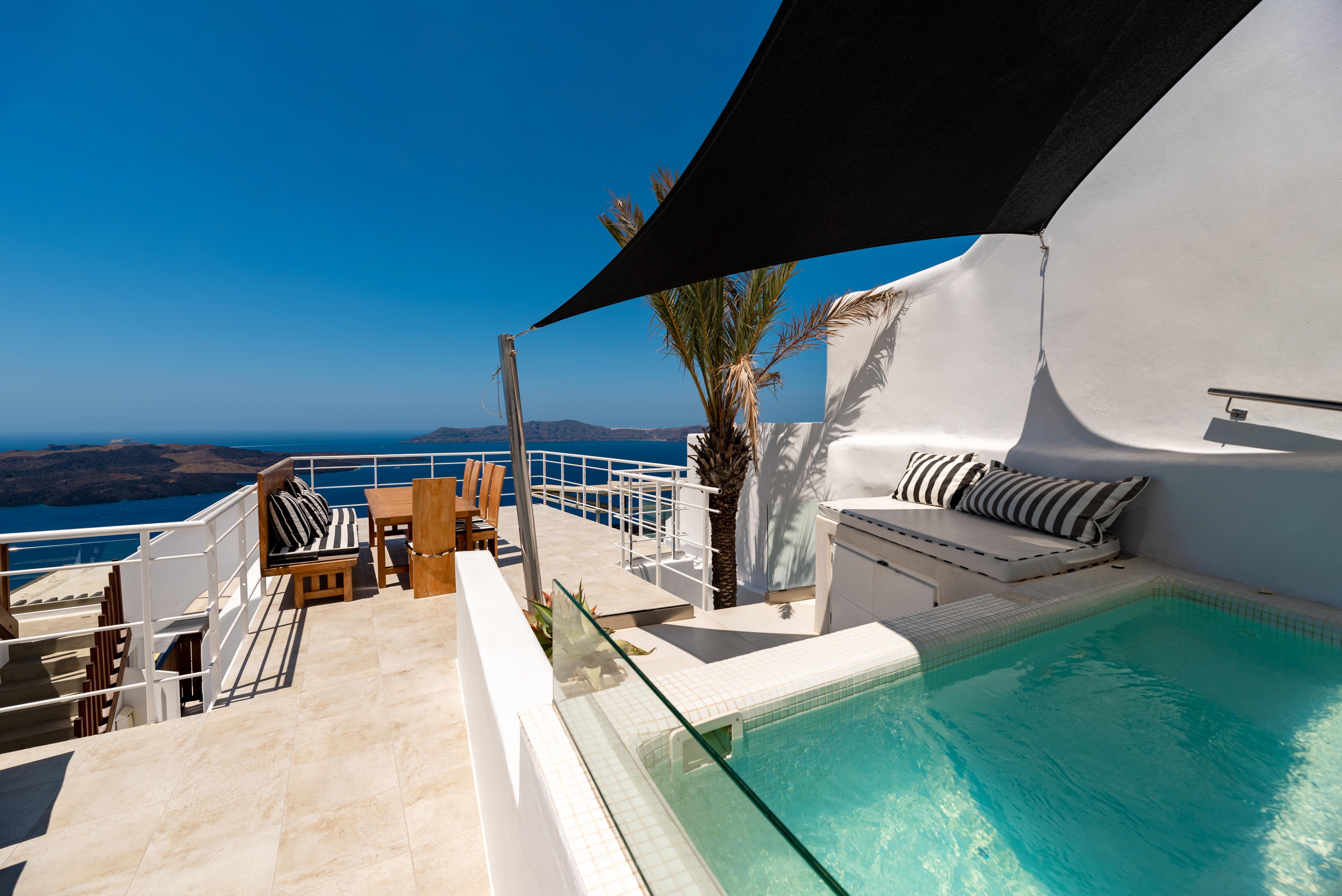 Daydream Luxury Fira (Santorini)