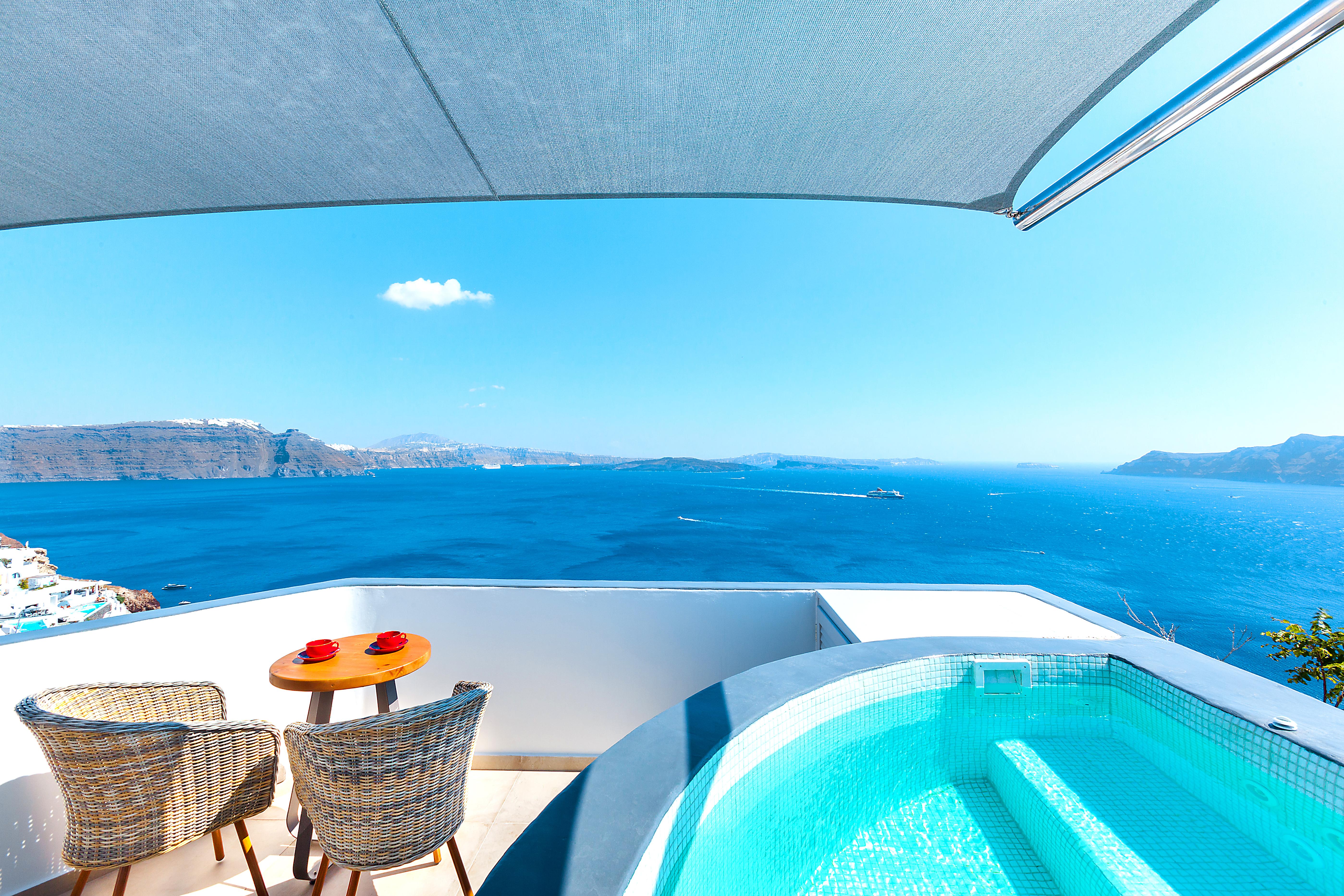 Santorini Secret Premium Hotel 4*