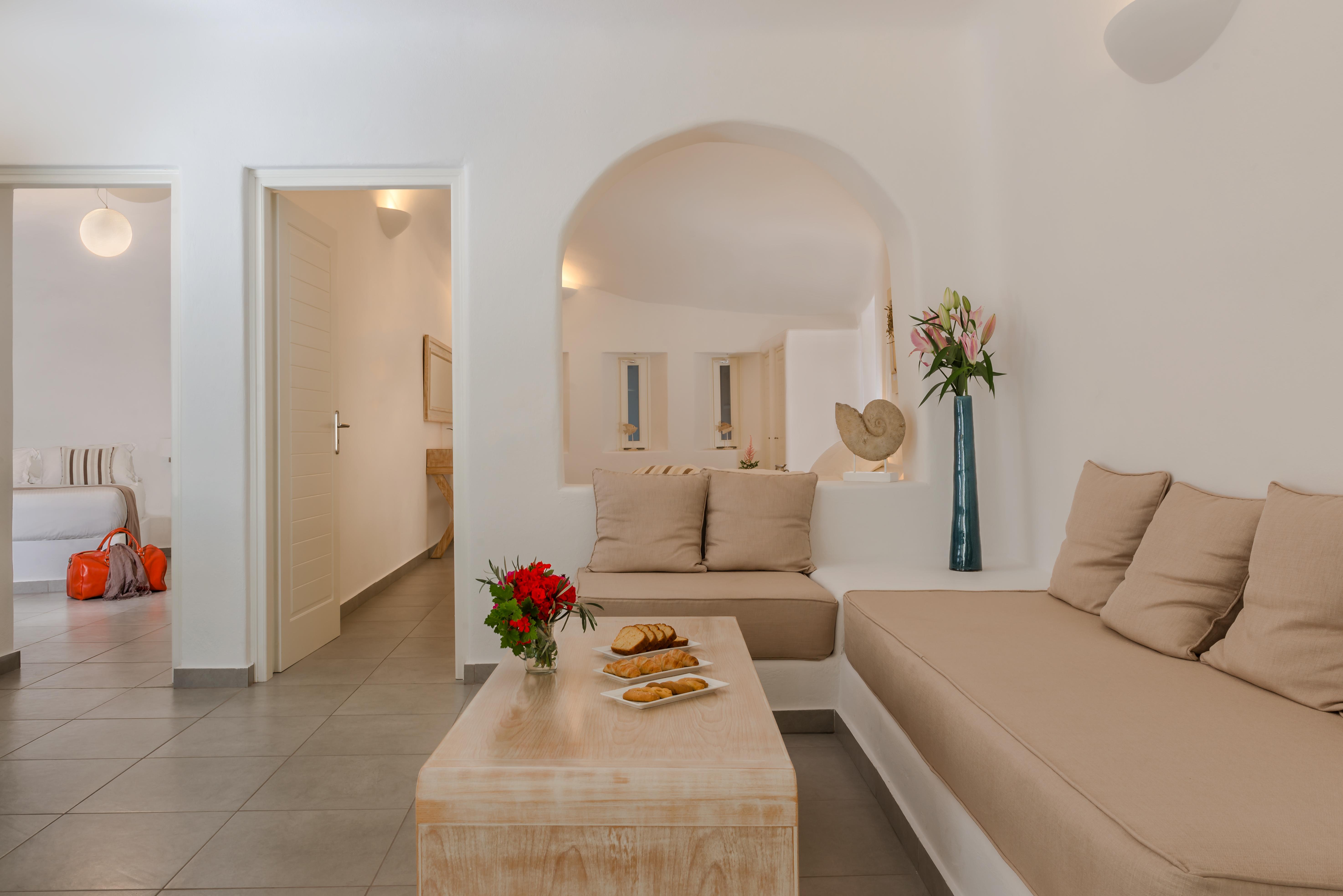 White Santorini Hotel