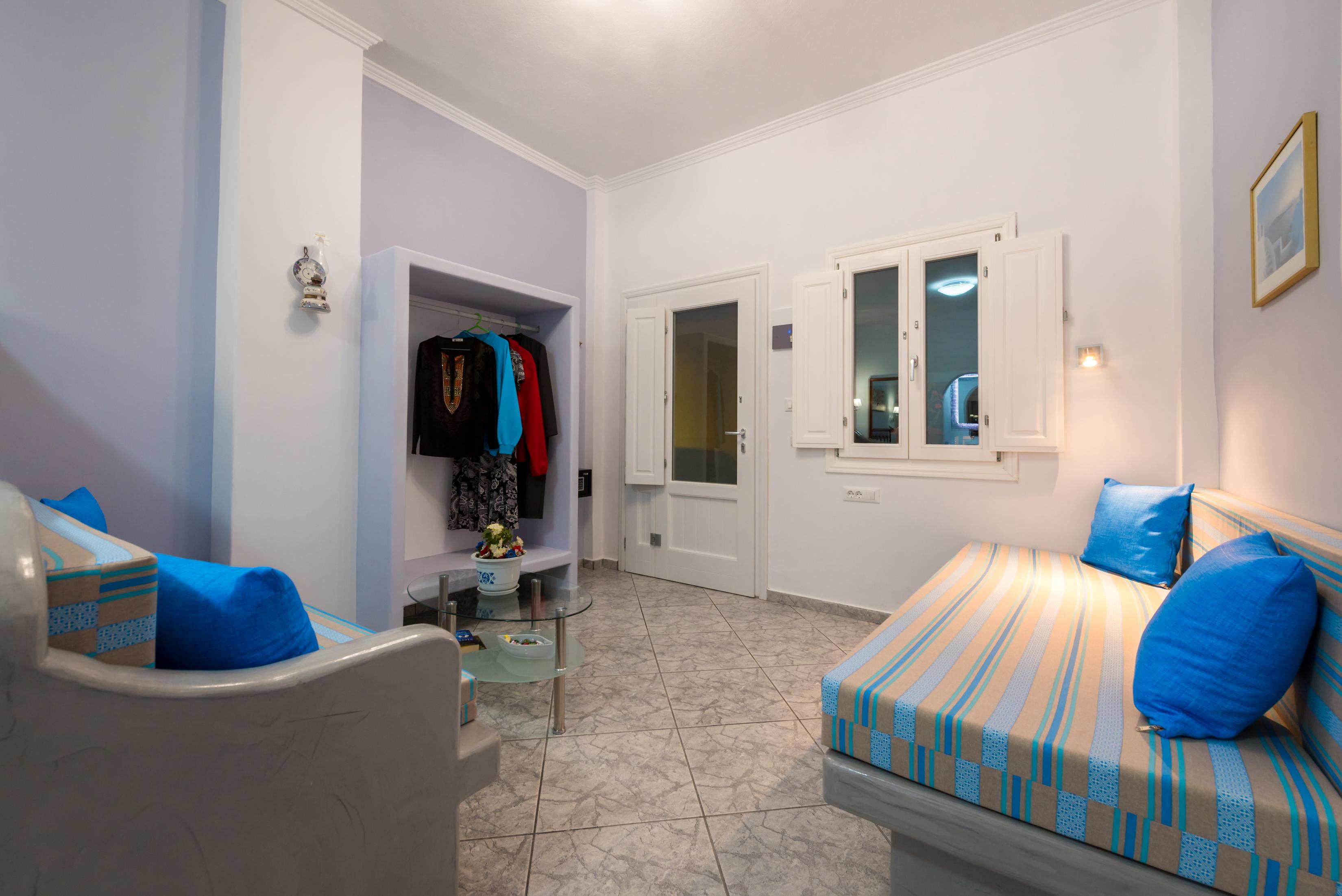 Akis Hotel 2*