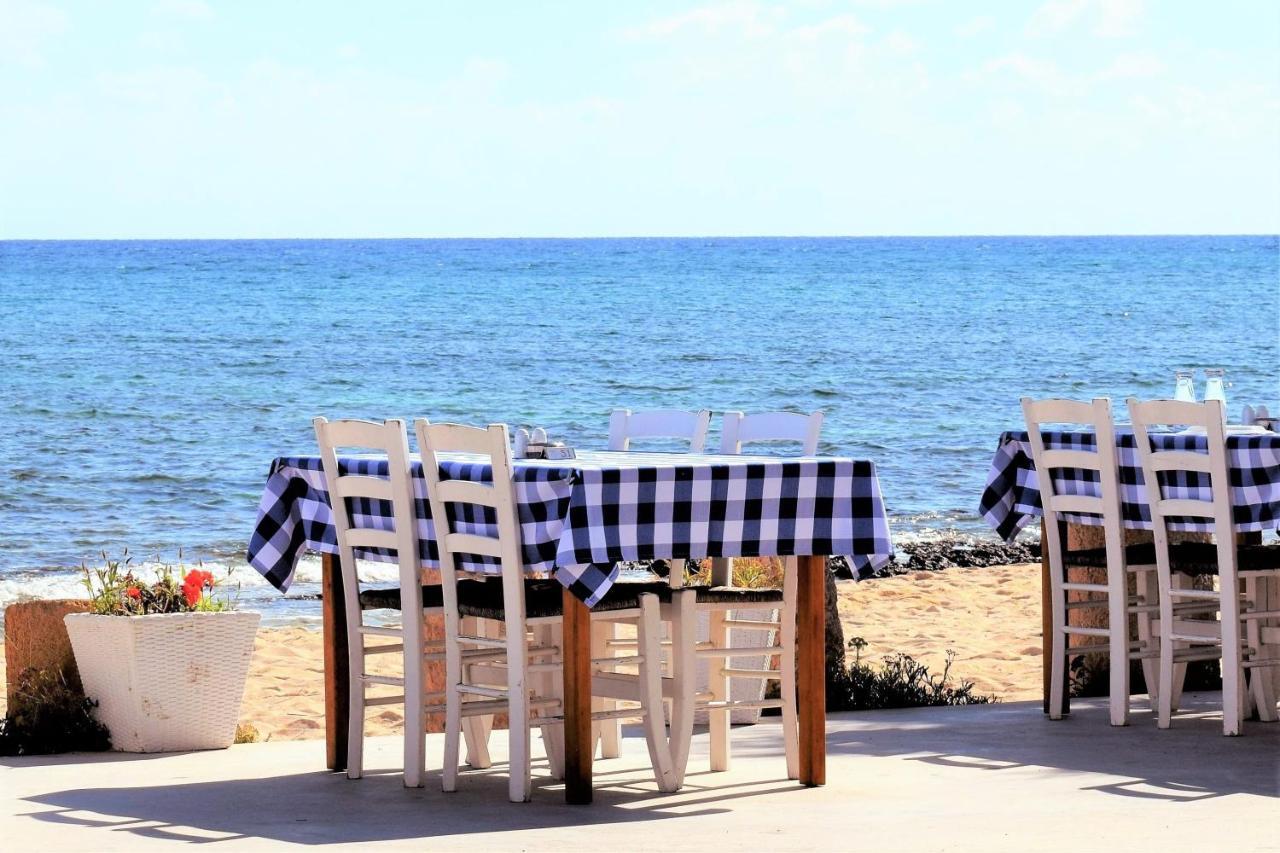 Villa Lovely Santorini 3 Bedrooms Petra Private Pool Outdoor Dining Area Exo Gialos *