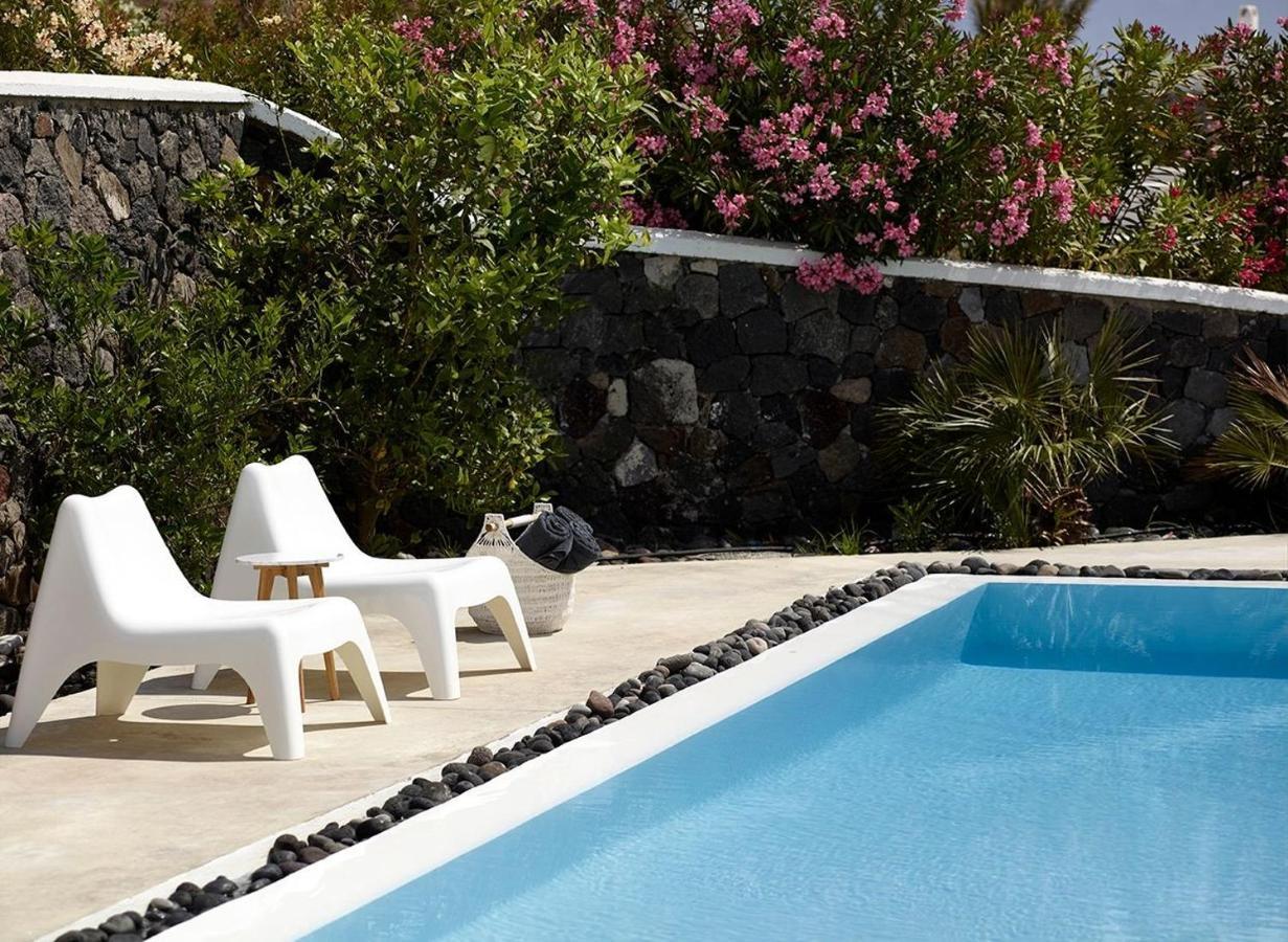Aqua: Modern Santorini Retreat With Private Pool Villa Karterados (Santorini)