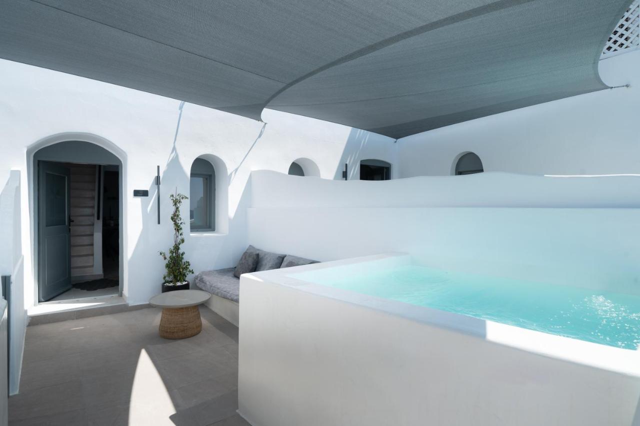 Bligos Oia (Santorini)