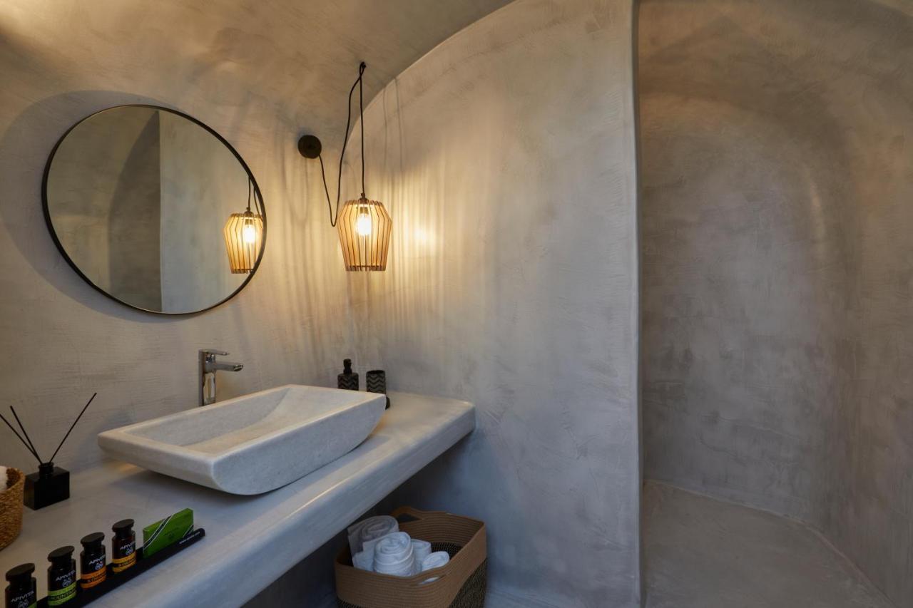 Arxegono Cave Santorini Hotel Pyrgos Kallistis