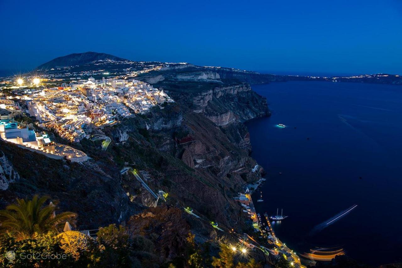 Family Villa Shs Fira Santorini *