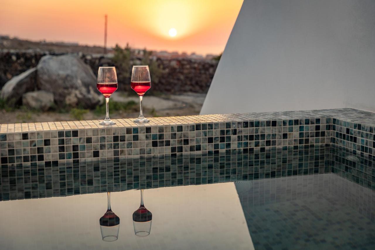 Apartment Theophrasti Foinikia (Santorini)