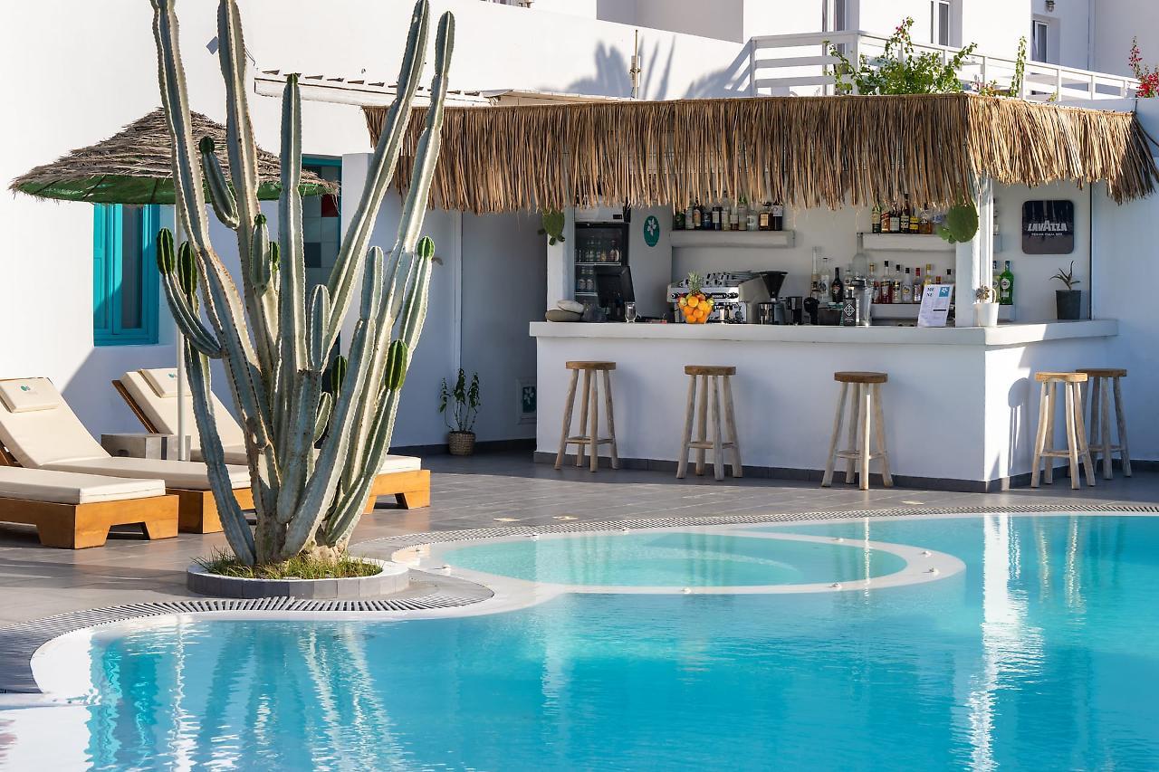 Aparthotel Nissia & Kamari (Santorini)