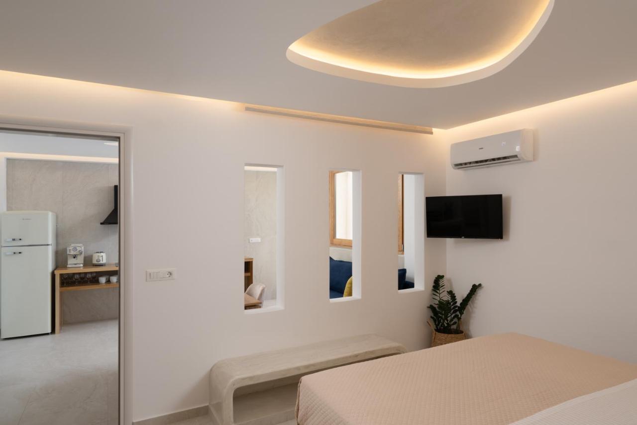 Aegean Diamonds Luxury Monolithos (Santorini)