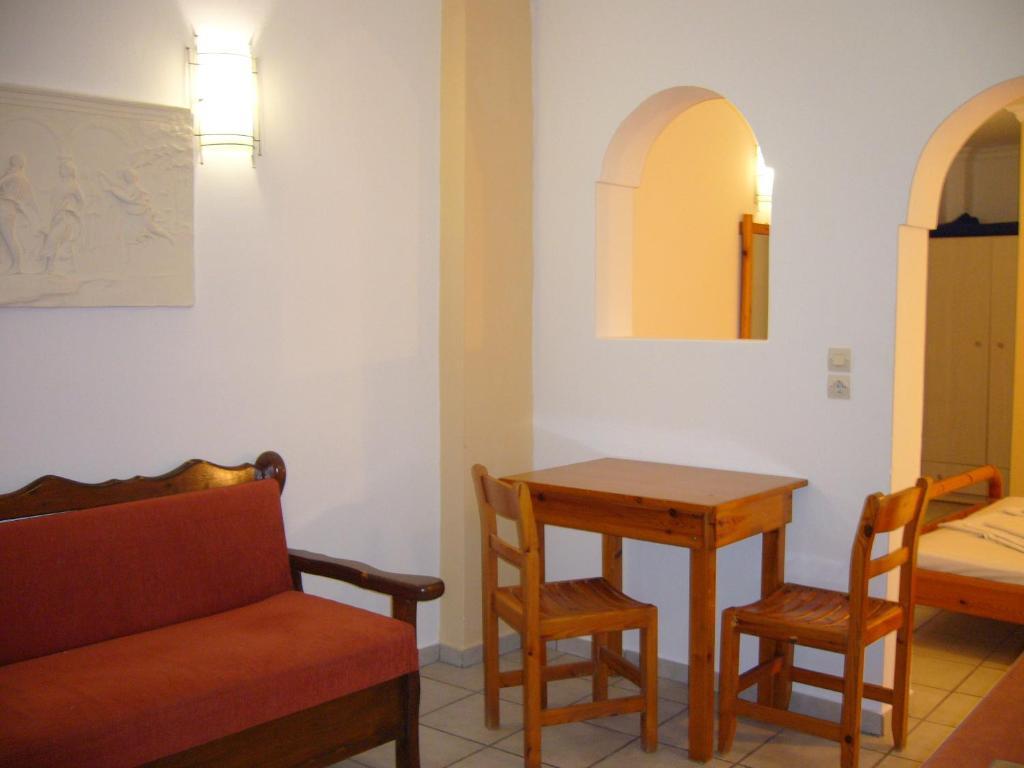 San Efrem Aparthotel 2*