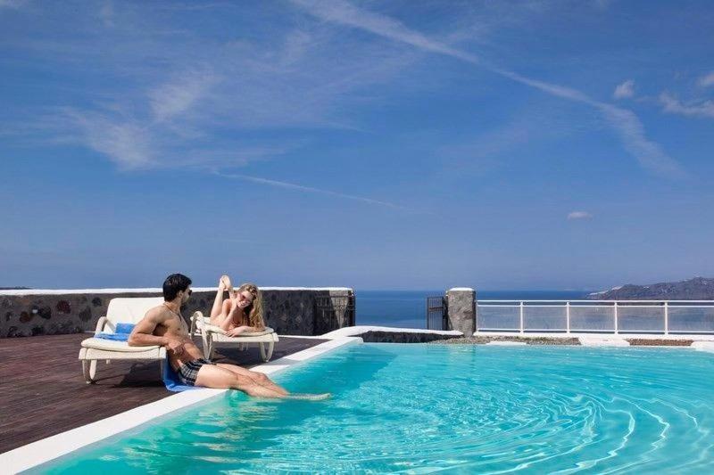 Beautiful Santorini 2 Bedroom Panoramic Caldera Sea Views Private Plunge Pool Megalochori