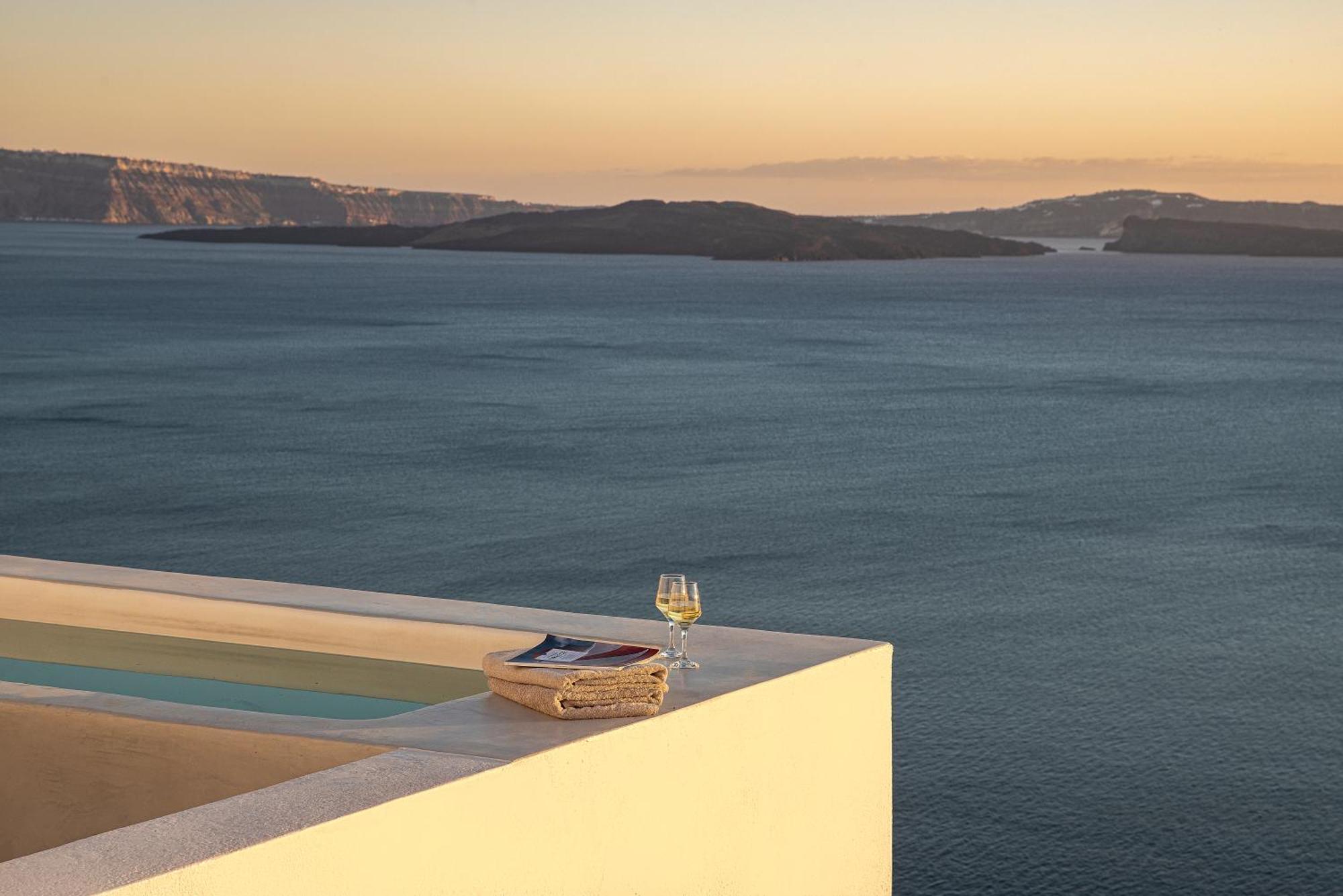 Big Blue By Caldera Oia (Santorini)