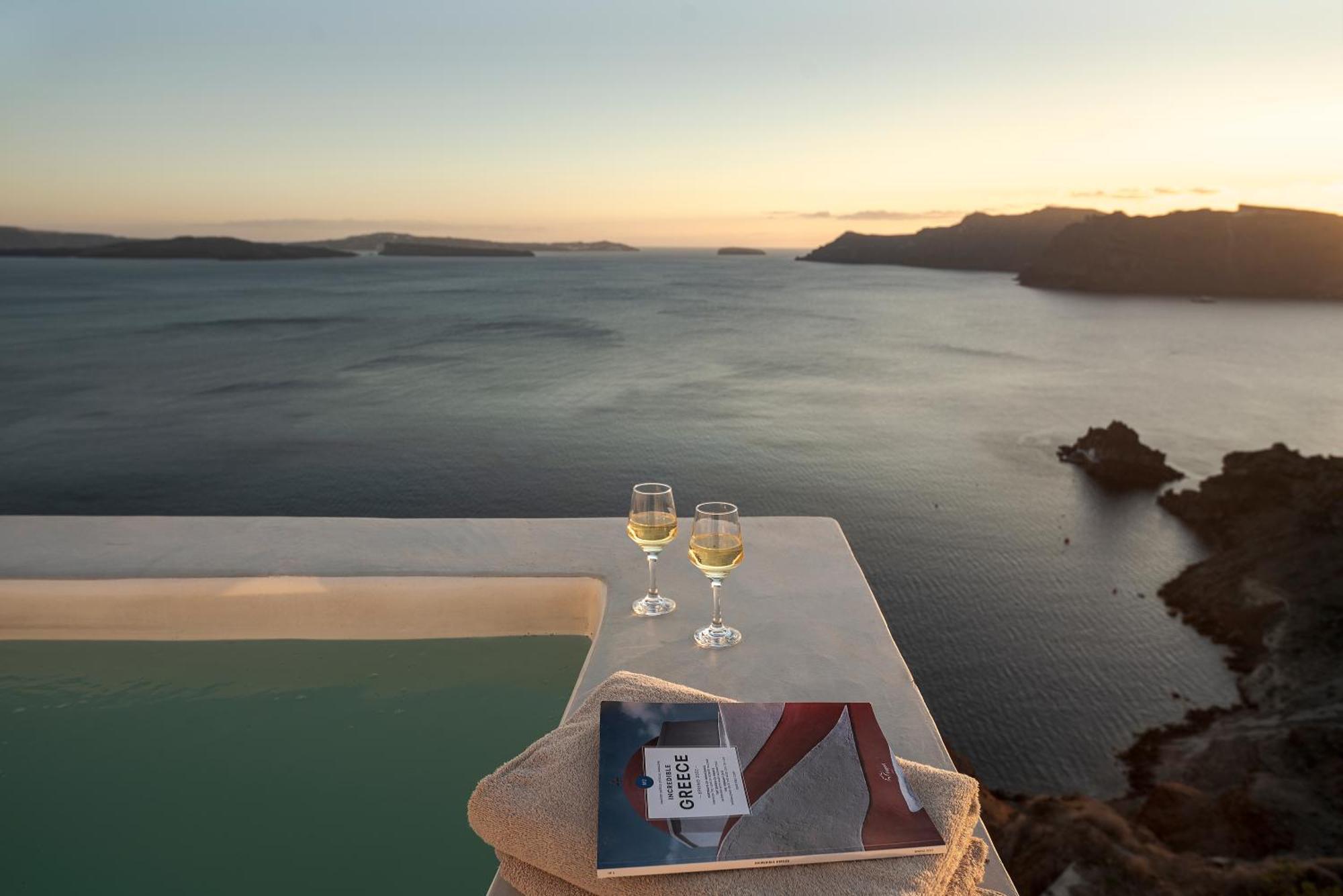 Big Blue By Caldera Oia (Santorini)