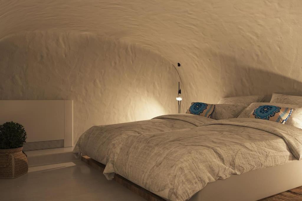 1880 Oia (Santorini)