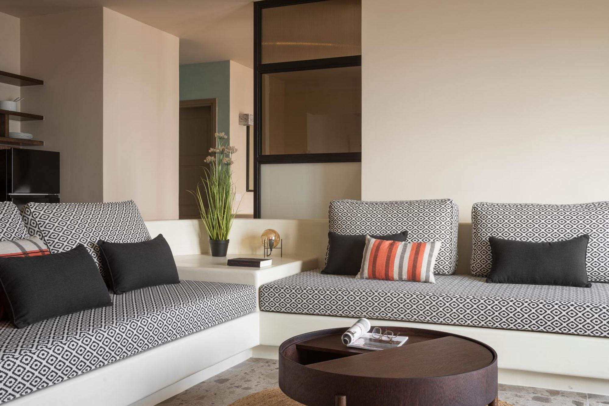 Almarossa Luxury Villa Vourvoulos