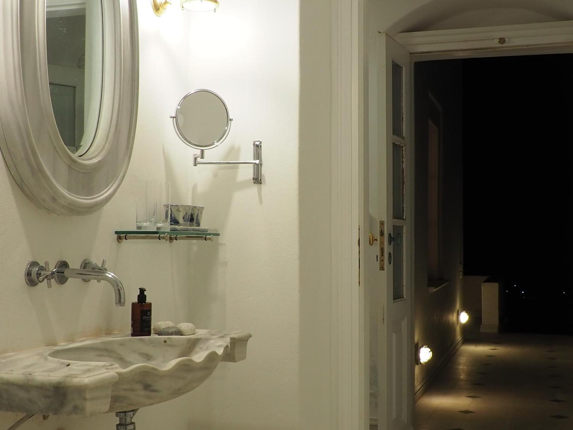 The Palm Rock, Santorini Holiday home Foinikia (Santorini)