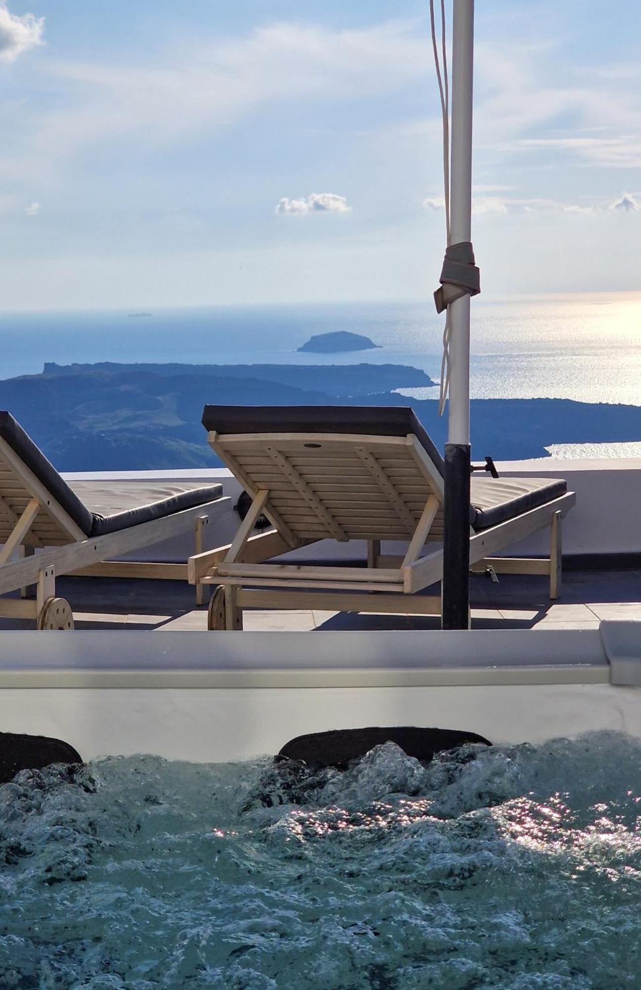 Karpimo Horizon - Caldera View With Private Hot Tub *