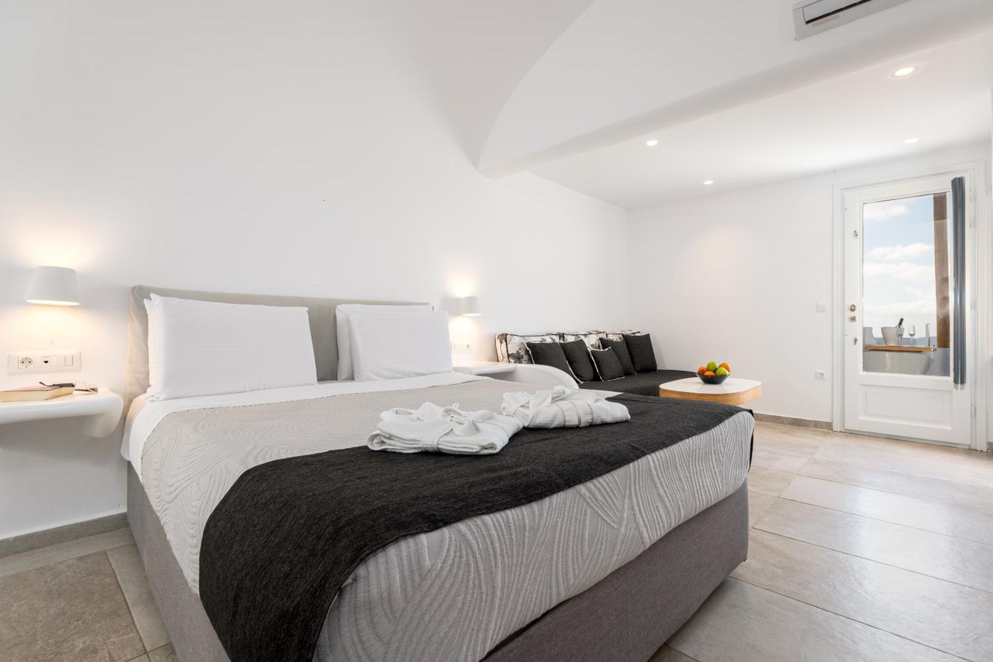 Amaze Hotel 5*